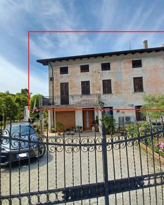 Appartamento tricamere in bifamiliare