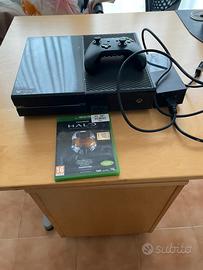 XBOX ONE + 1 controller + Halo