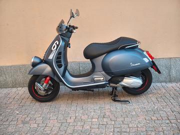 Vespa GTV 300 SEI GIORNI HPE