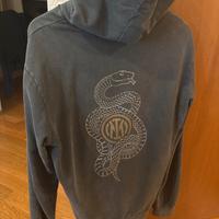 Felpa Ufficiale Inter. Grafica biscione logo oro