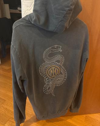 Felpa Ufficiale Inter. Grafica biscione logo oro