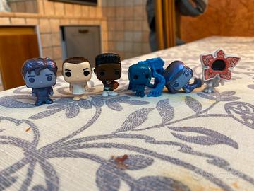 personaggi stranger things kinder joy