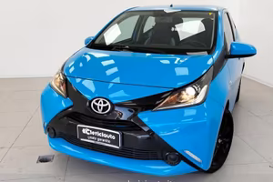 Toyota Aygo 1.0 VVT-i 69 CV 5 porte x-cite