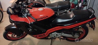 HONDA CBR 600 epoca
