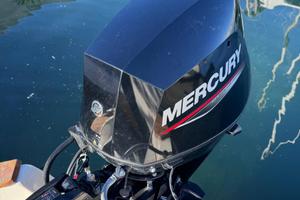 Gozzo 6 mt in vetroresina - Motore 30 CV 4T