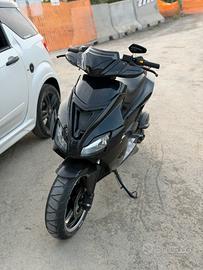 Aprilia sr factory