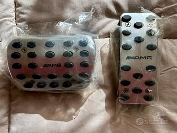 KIT PEDALIERA COPRI PEDALI  MERCEDES AMG