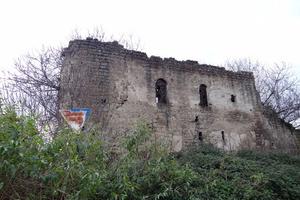 Terreno industriale con rudere