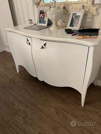 Credenza