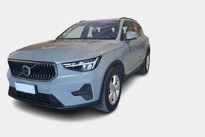 VOLVO XC40 T2 AUTOMATICO ESSENTIAL SUV