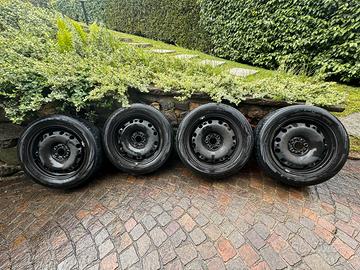 Cerchi in ferro 15 pollici  VW polo 2014