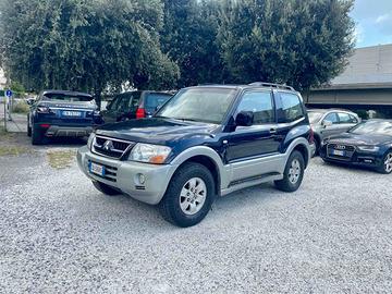 MITSUBISHI PAJERO - 3 P - 4X4 - 4WD