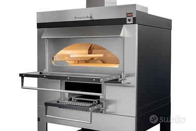 forno a legna modello CUBO della RossoFuoco