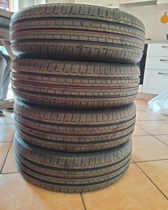 Gomme Bridgestone 185 65 R15 nuove