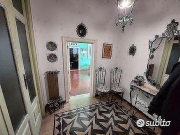 MANDURIA - Appartamento luminoso in zona centrale