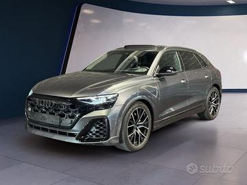 Audi Q8 50 TDI 210kW quattro tip. S Line Edit...