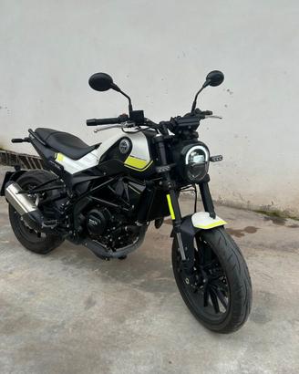 MOTO BENELLI 250 LEONCINO KM 9300