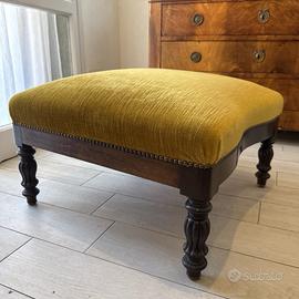 Grande Pouf Carlo X 1830 in Mogano
