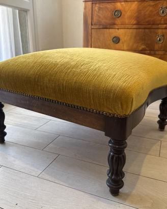 Grande Pouf Carlo X 1830 in Mogano
