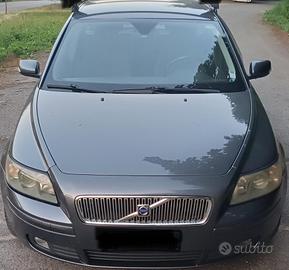 Volvo  v50  1600d  kinetic 