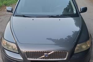 Volvo  v50  1600d  kinetic 