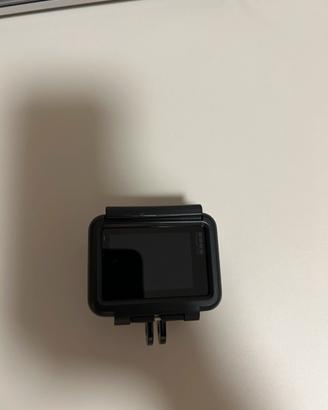Gopro hero con 3 batterie e cover originale