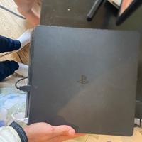 Playstation 4 slim