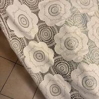 Copriletto uncinetto,lino e ricami