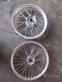 cerchio anteriore e posteriore Yz e WR 450f 