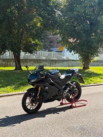 Yamaha YZF-R125 2021