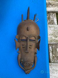 Maschera etnica antica