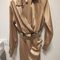 vestito oro con cintura