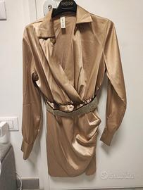 vestito oro con cintura