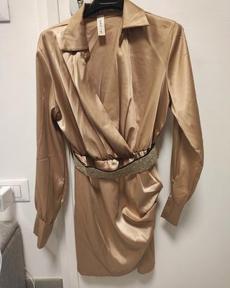 vestito oro con cintura