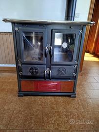 Stufa cucina a legna