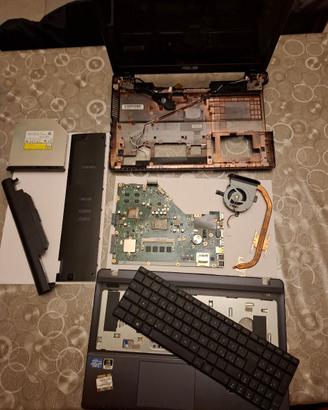 Ricambi Laptop ASUS F55V Series