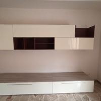 Parete Attrezzata-Soggiorno