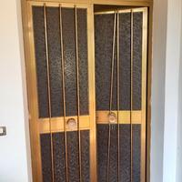 portone di ingresso in vetro e alluminio