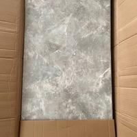 Piastrelle autoadesive effetto marmo – 40×80 cm