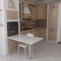 cucina  in  buono stato