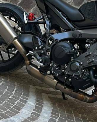 Scarico akrapovic Mt09