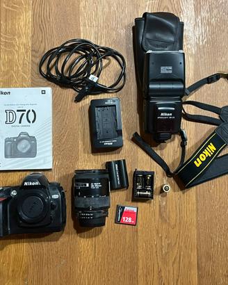 Reflex Nikon D70 solo 276 scatti  venduta full set