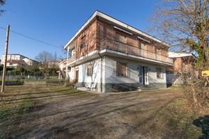 VILLA SINGOLA A VILLAFRANCA D'ASTI