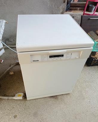 lavastoviglie Miele