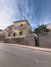 AMPIO APPARTAMENTO AL PIANO TERRA CON GIARDINO PRI
