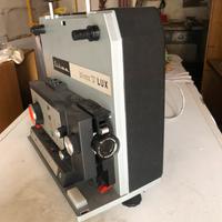 Proiettore super 8