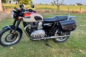 Triumph Bonneville T100