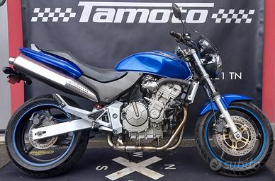 Honda Hornet 600 ( solo 28.000 km )