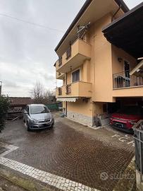 Villa indipendente con giardino vicina al centro