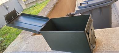 Cassa militare in metallo – ammo box originale
